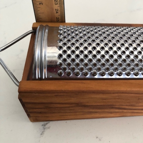 Olive Wood Box Grater~For Hard Cheeses~Dual Function - Picture 10 of 12